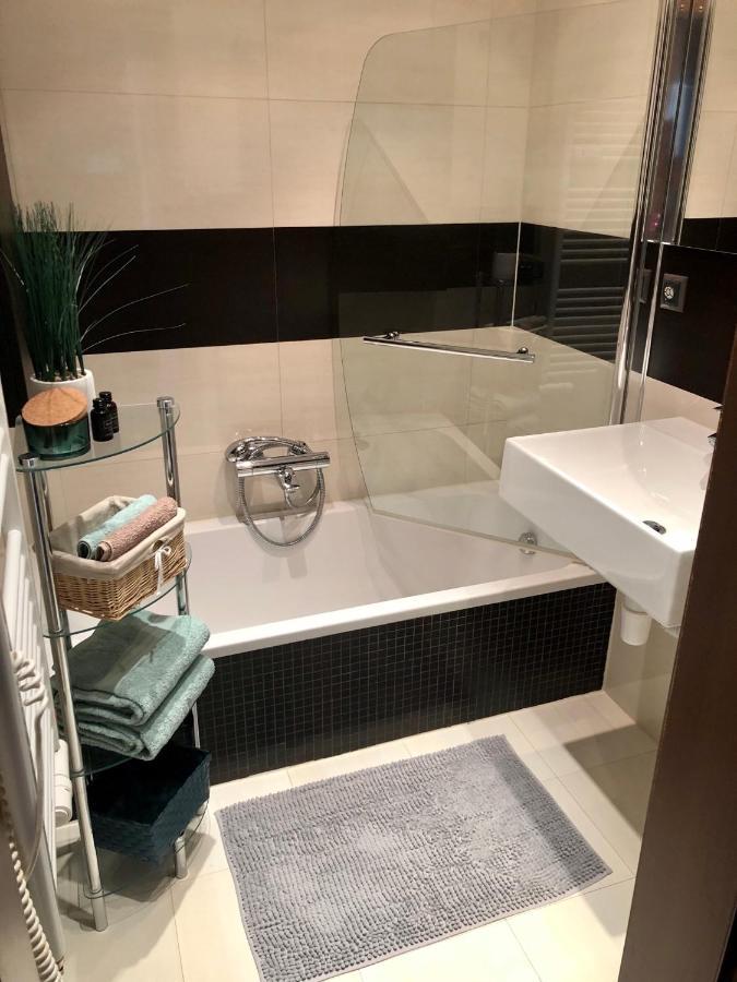 Apartman Suzanne Banska Bystrica Ngoại thất bức ảnh